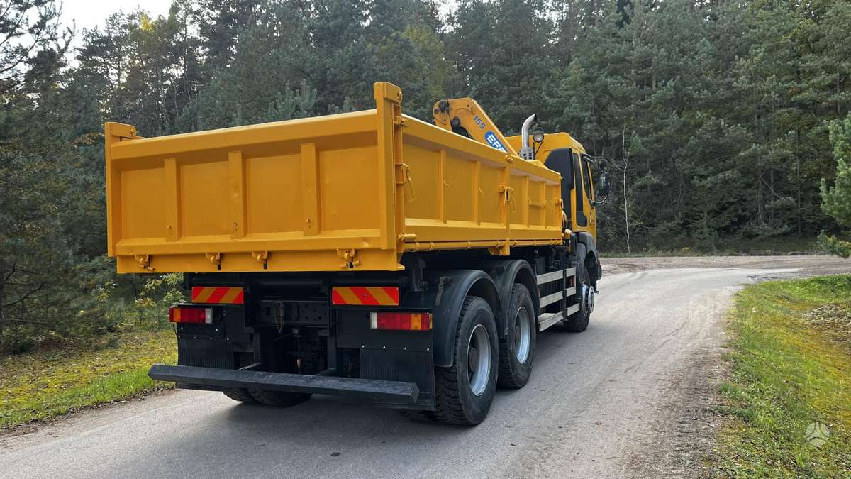 Renault Kerax, dumpers with crane