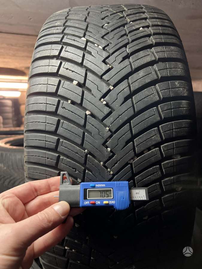 Pirelli SCORPION 2 2022m!!!, winter 255/45 R19