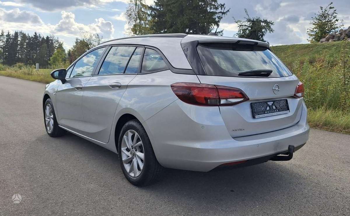 Opel Astra, 1.2 l., Универсал