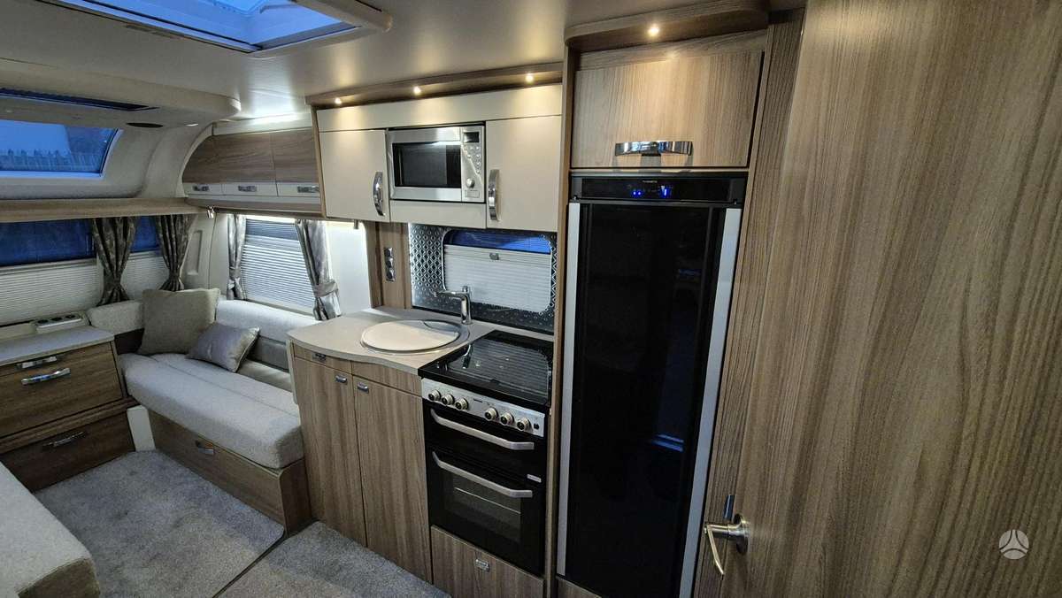 Swift Challenger 480, кемперы
