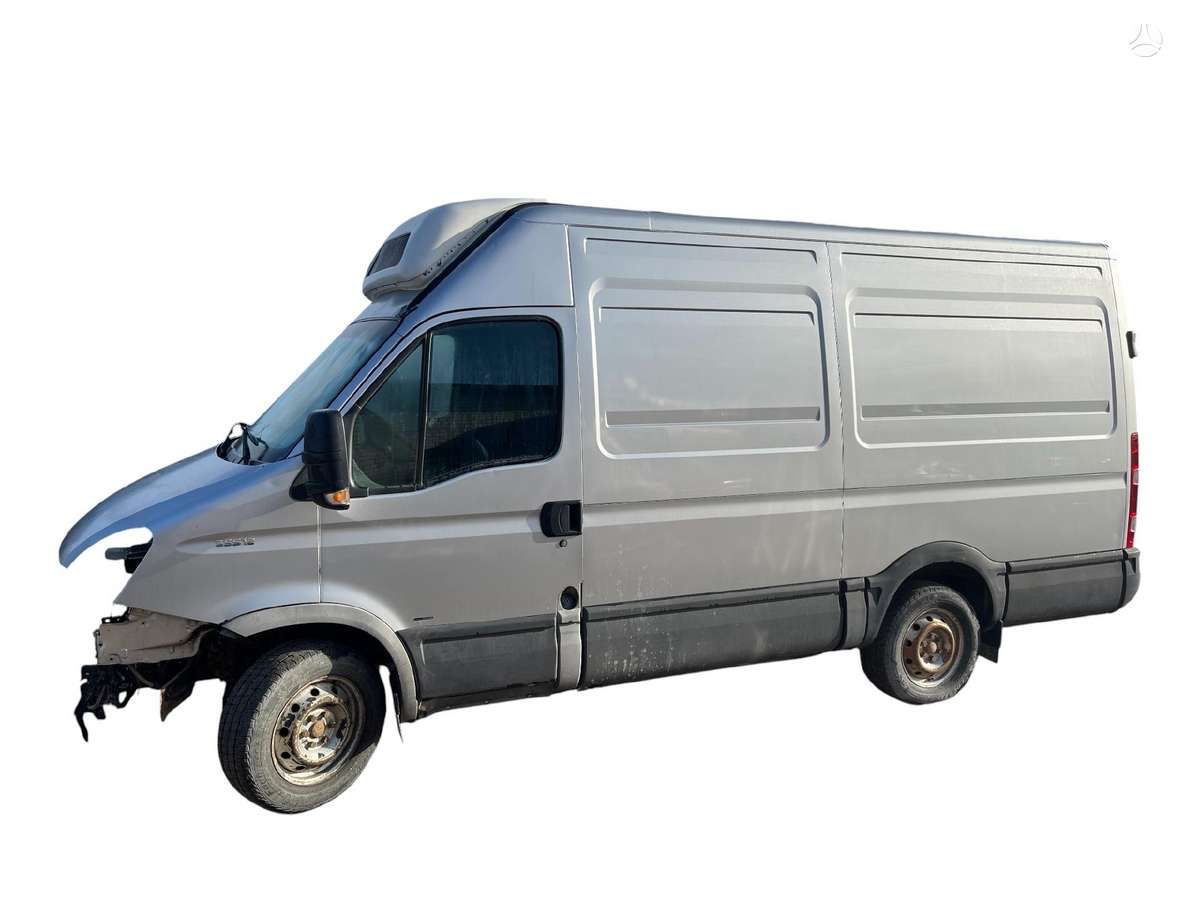 Iveco Daily 35S12, preču