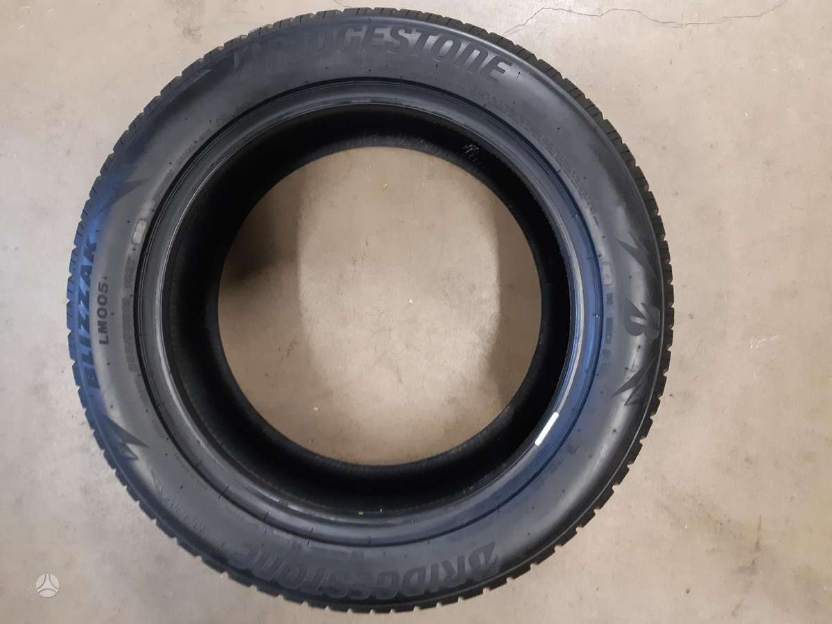Bridgestone 2024m 95% Blizzak LM005, всесезонные 255/50 R19
