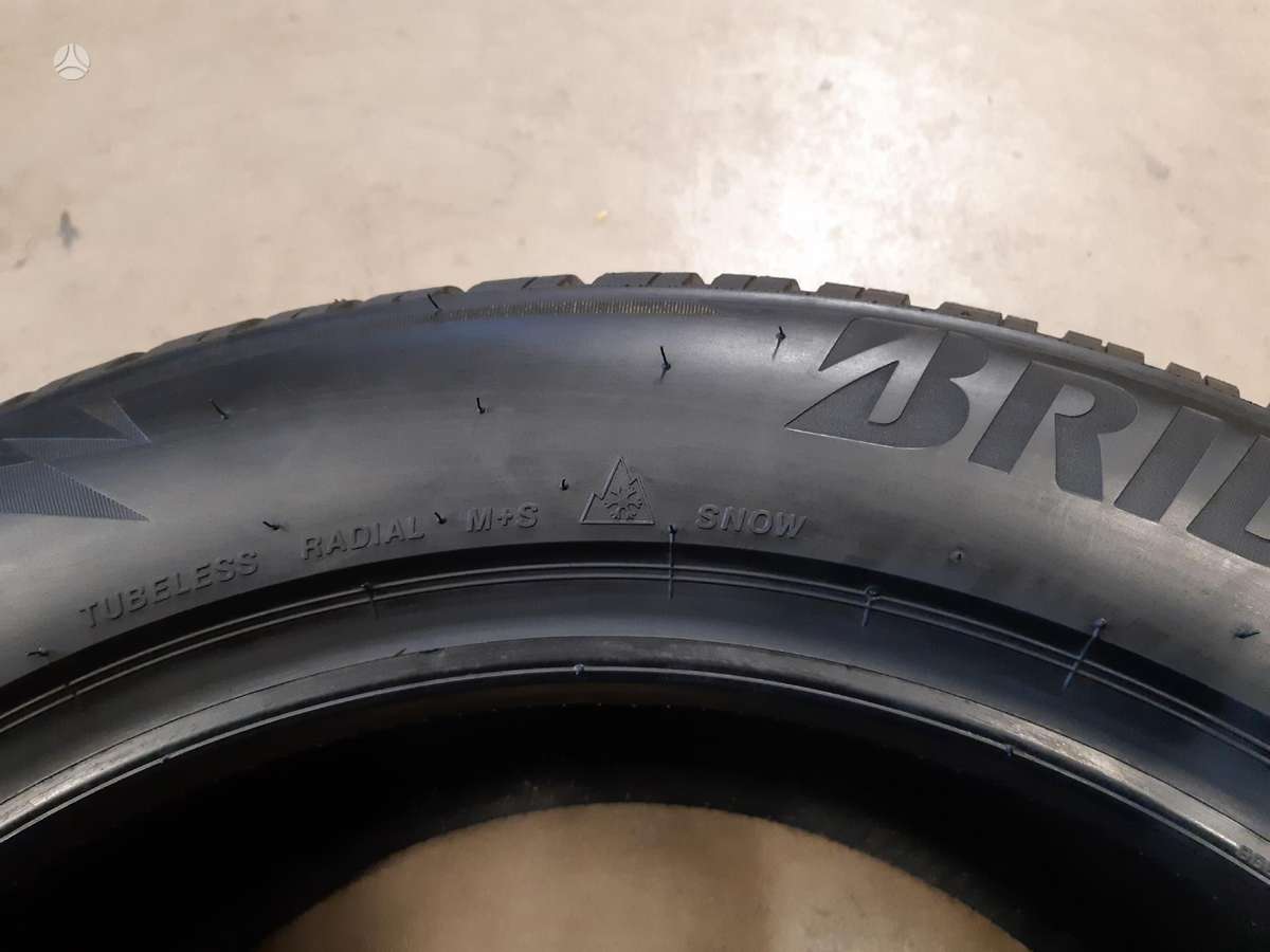 Bridgestone 2024m 95% Blizzak LM005, всесезонные 255/50 R19