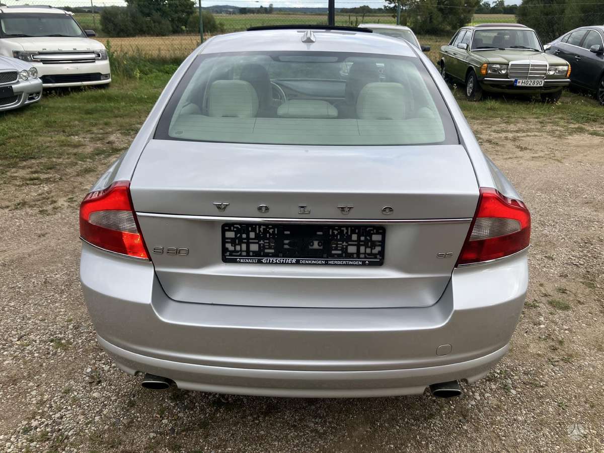 Volvo S80, 3.2 l., Седан