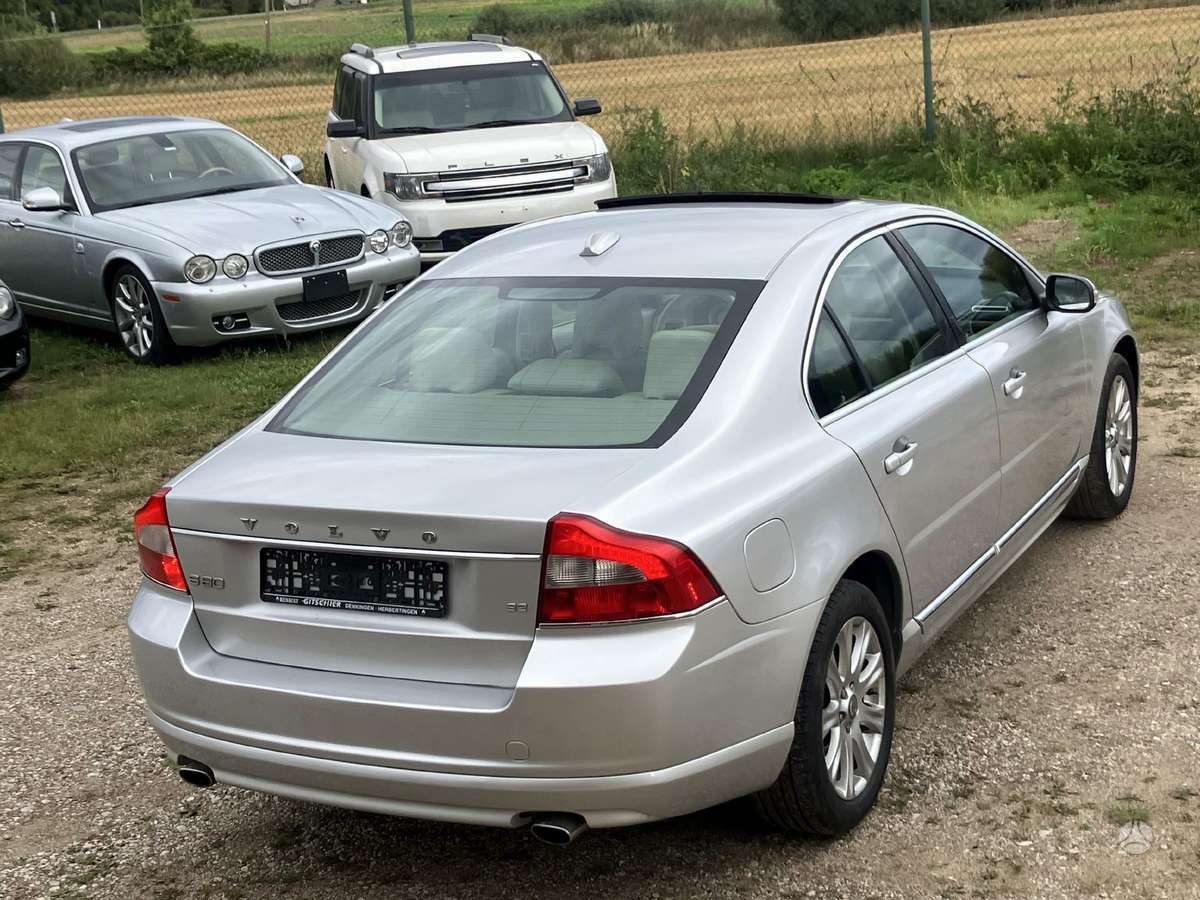 Volvo S80, 3.2 l., Седан