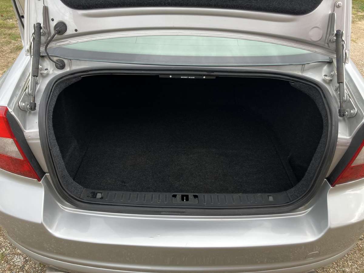 Volvo S80, 3.2 l., Седан