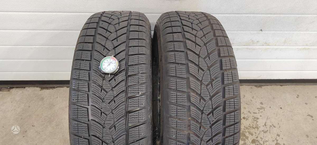 Goodyear Ultra Grip  Performance + SUV, universalios 215/65 R17