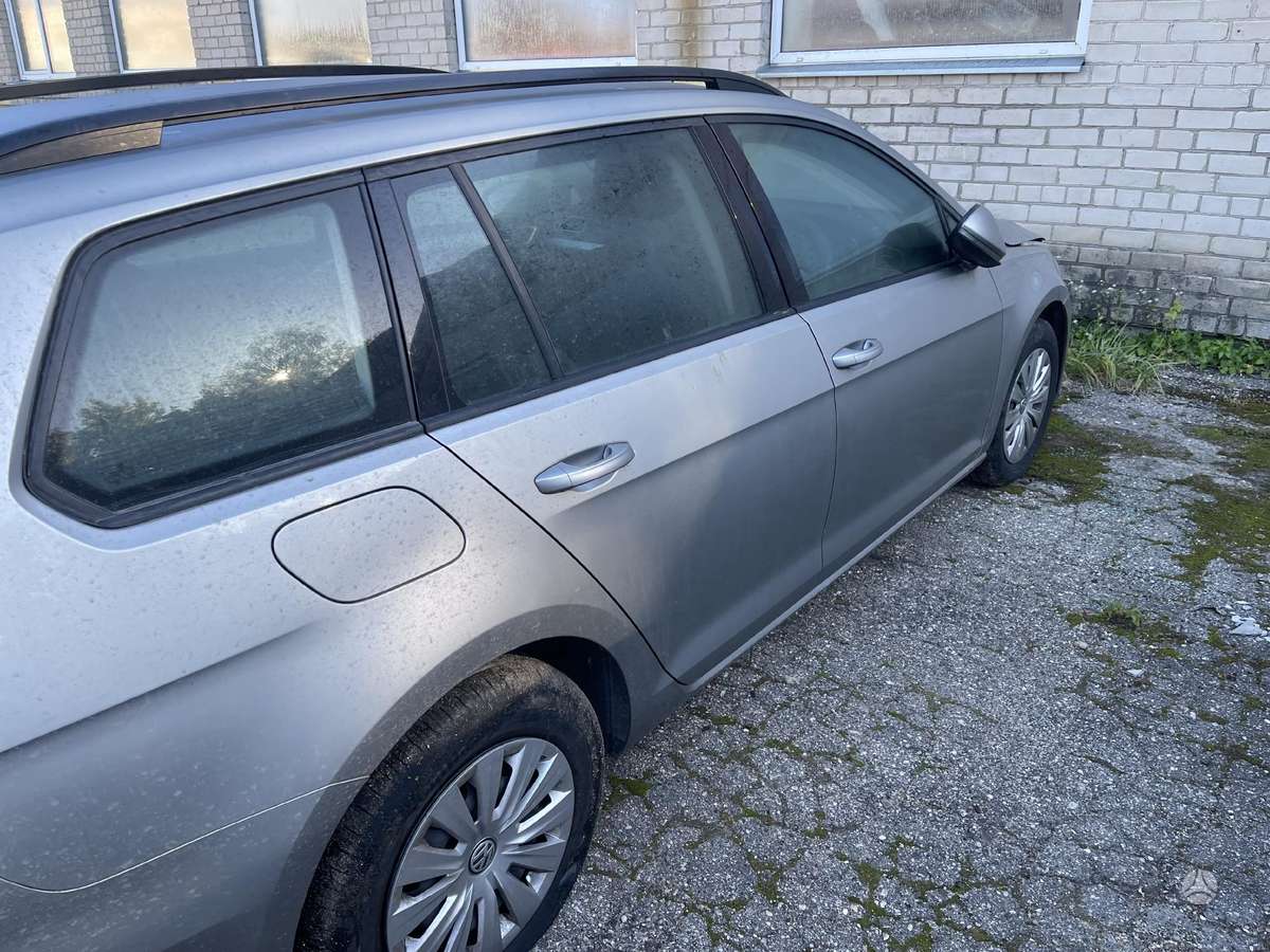 Volkswagen Golf rezerves daļās