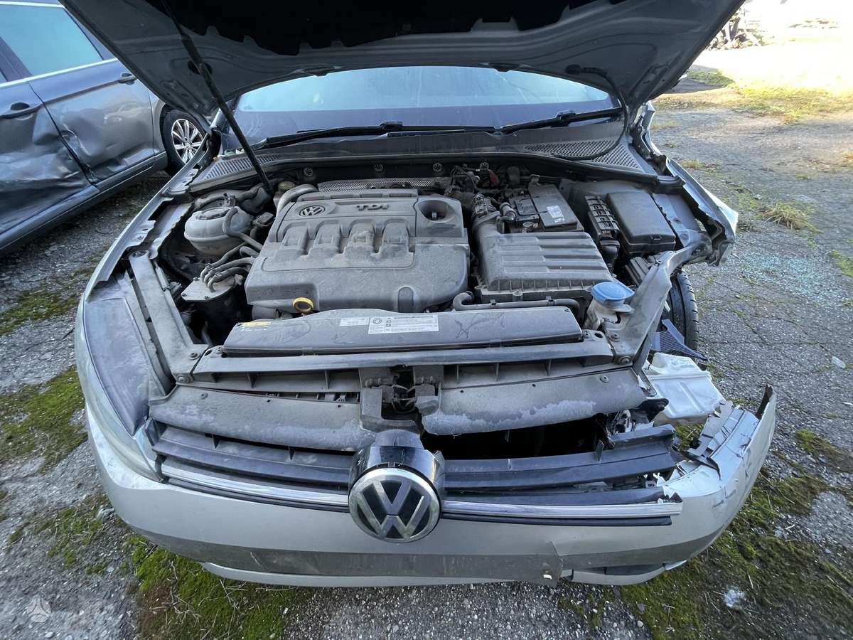 Volkswagen Golf rezerves daļās