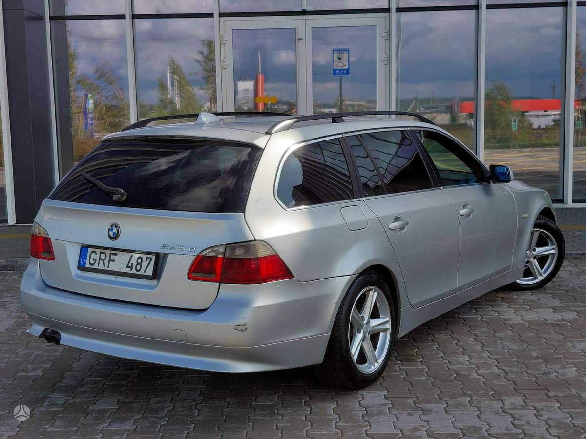 BMW 525, 2.5 l., universalas