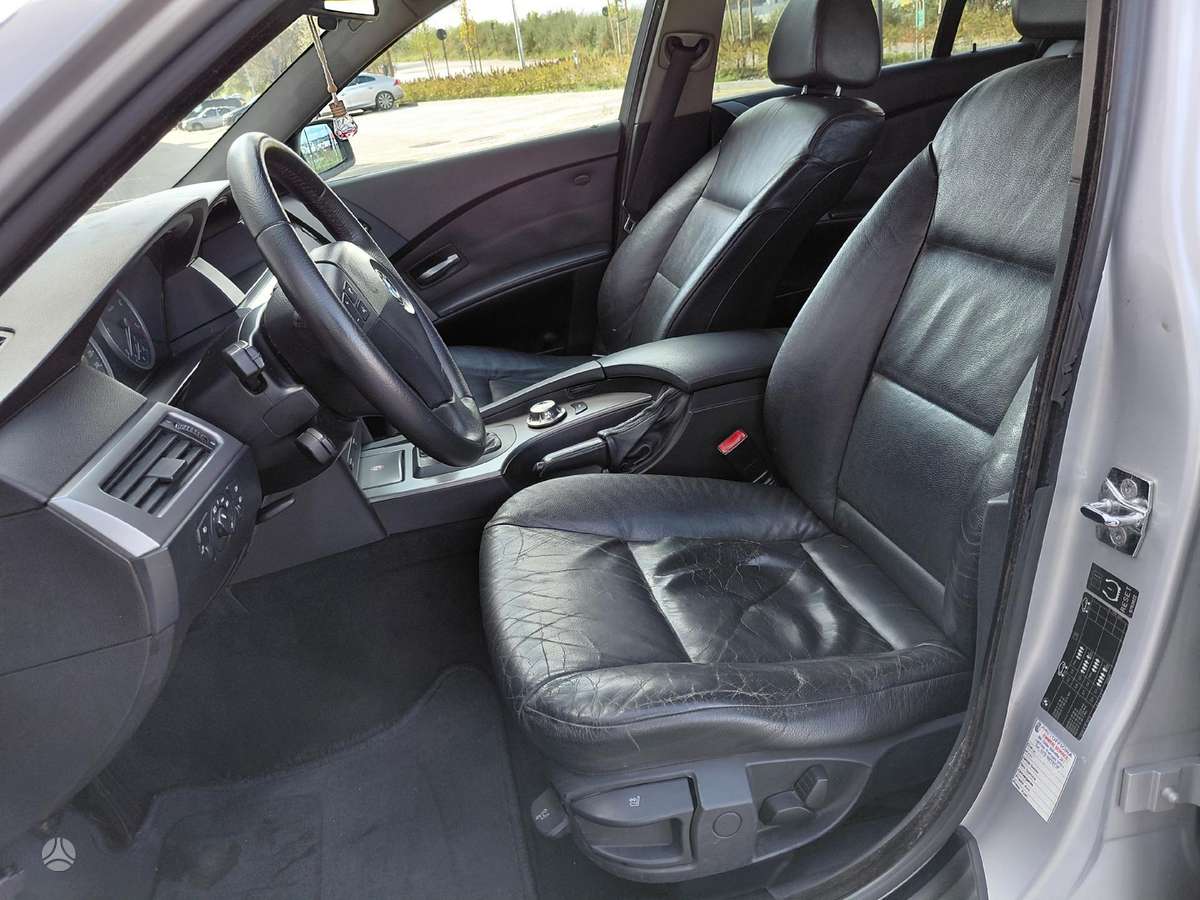BMW 525, 2.5 l., universalas