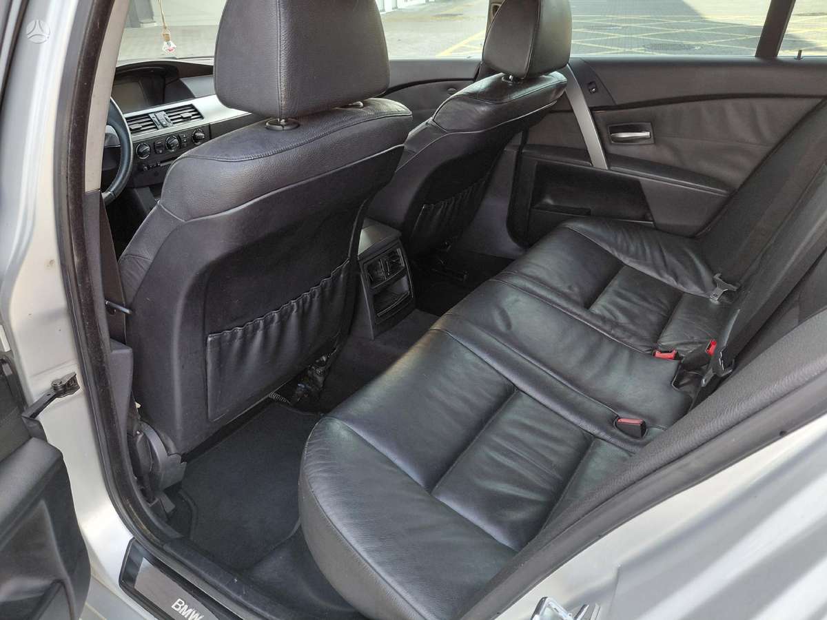 BMW 525, 2.5 l., Универсал
