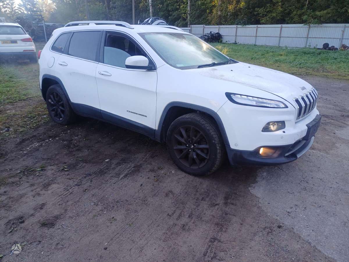 Jeep Cherokee rezerves daļās