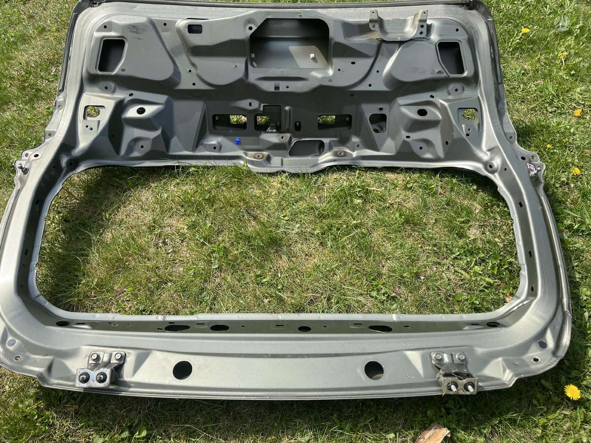 Subaru Outback dangtis (priekinis, galinis), durys