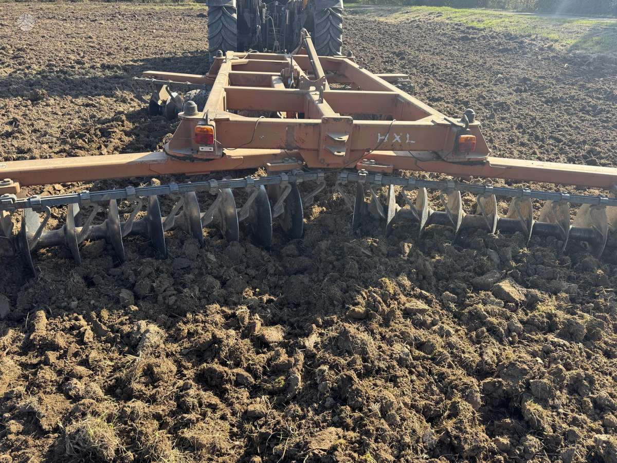 Kuhn 400, скребки, скрубберы