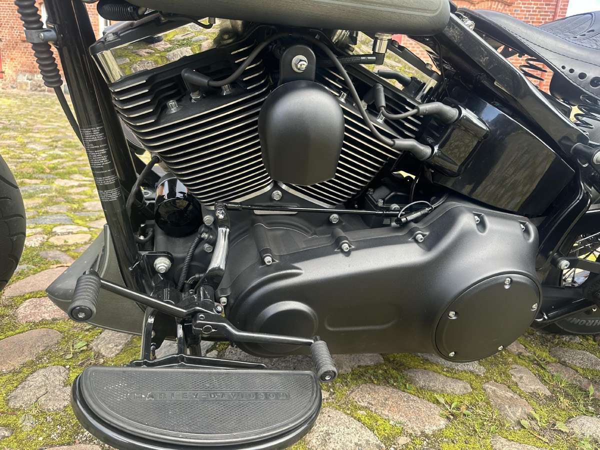 Harley-Davidson FLSTC 1584cc, choppers / cruisers / custom