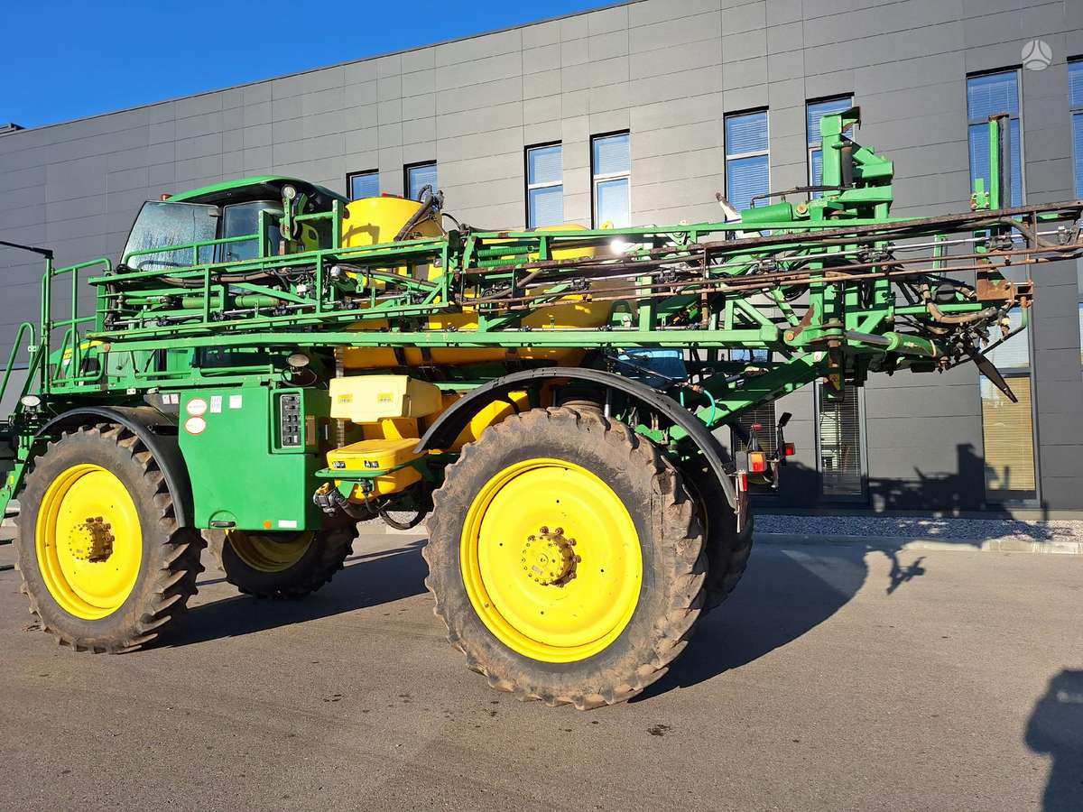 John Deere 5430i, self-propelled sprayers