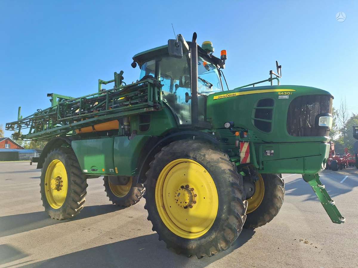 John Deere 5430i, self-propelled sprayers