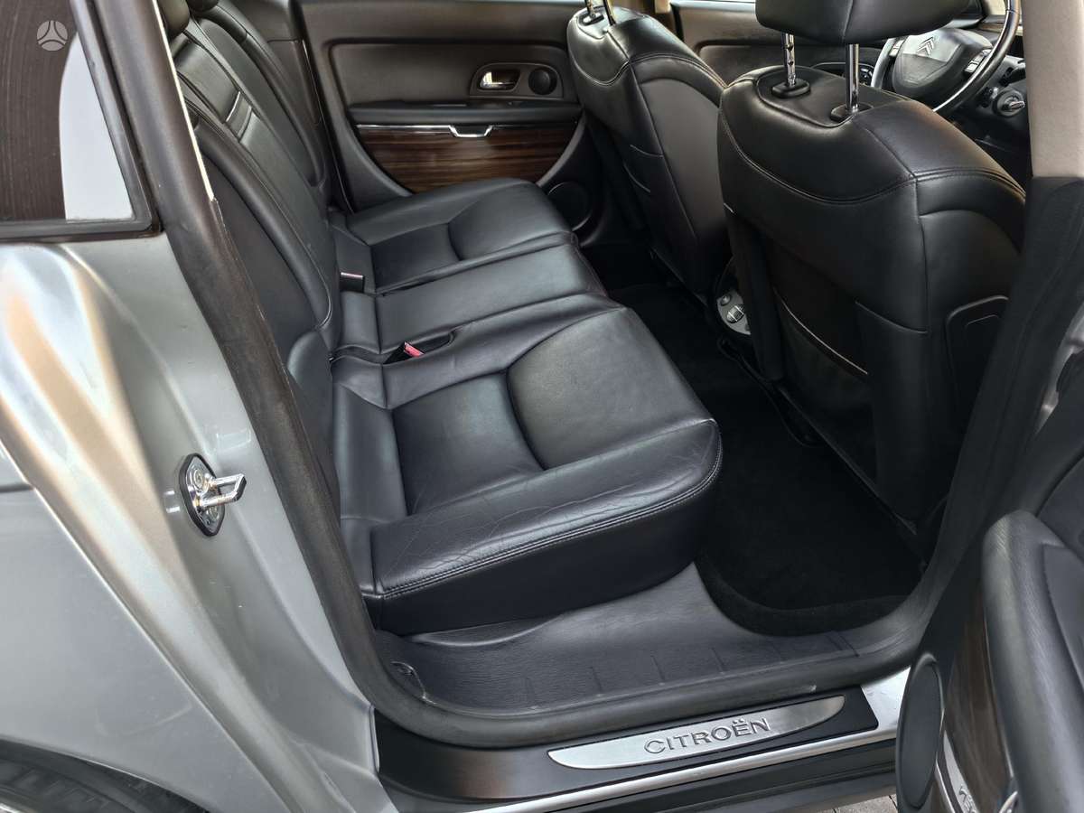 Citroen C6, 2.7 l., Седан