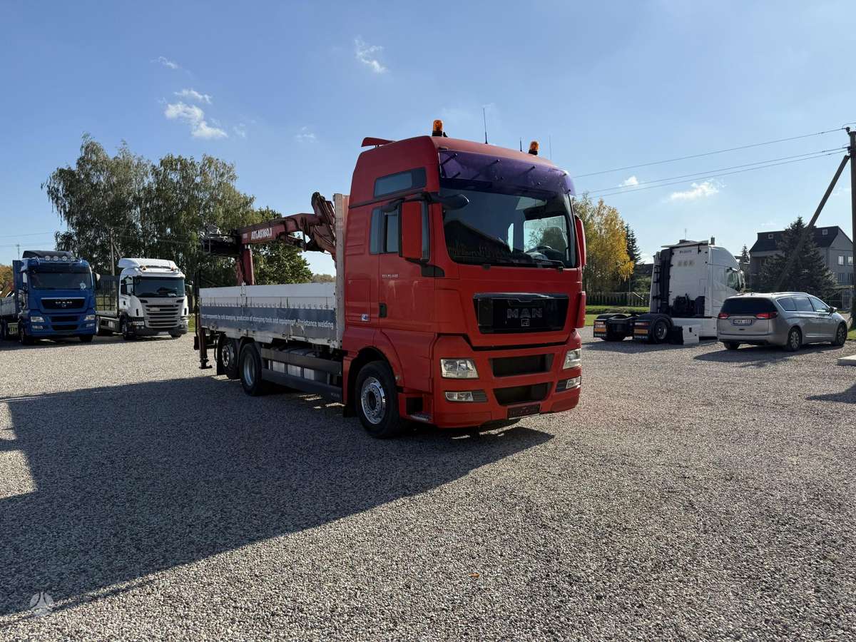 MAN TGX 26.440, su kranu
