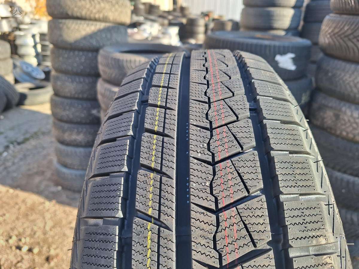 Rockblade, universalios 225/60 R17