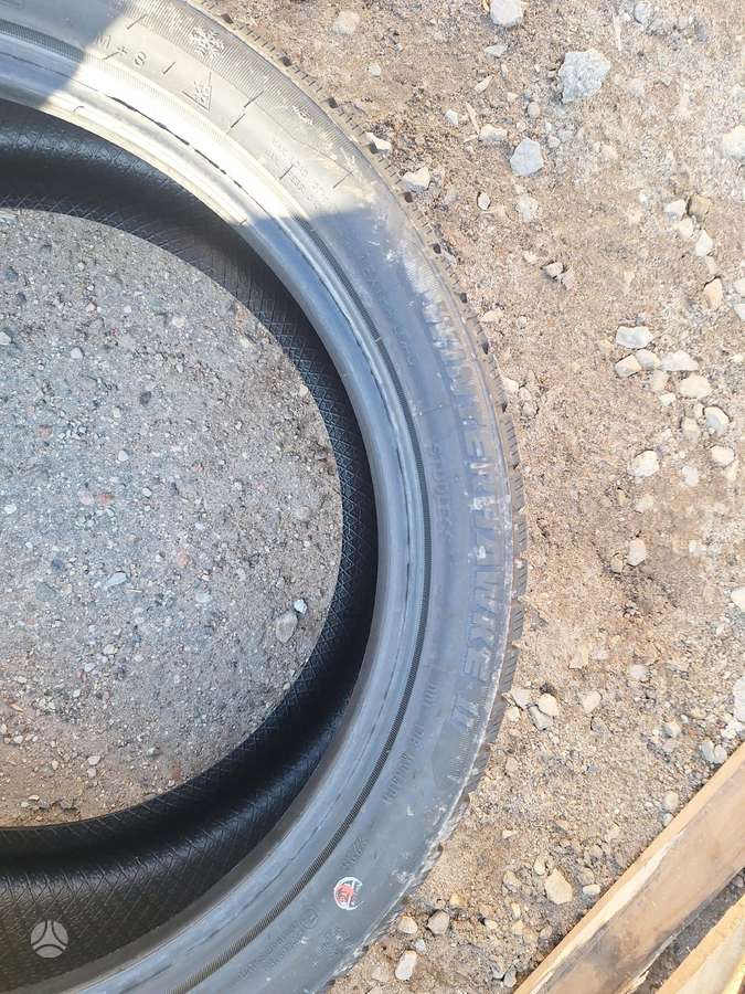 Zmax, žieminės 245/40 R19