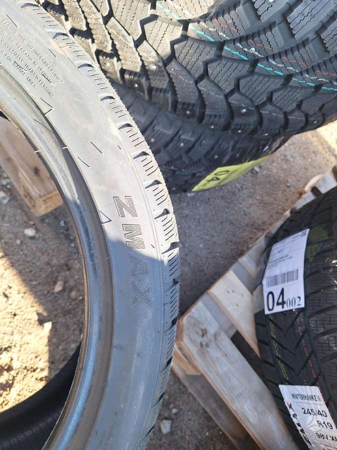 Zmax, winter 245/40 R19