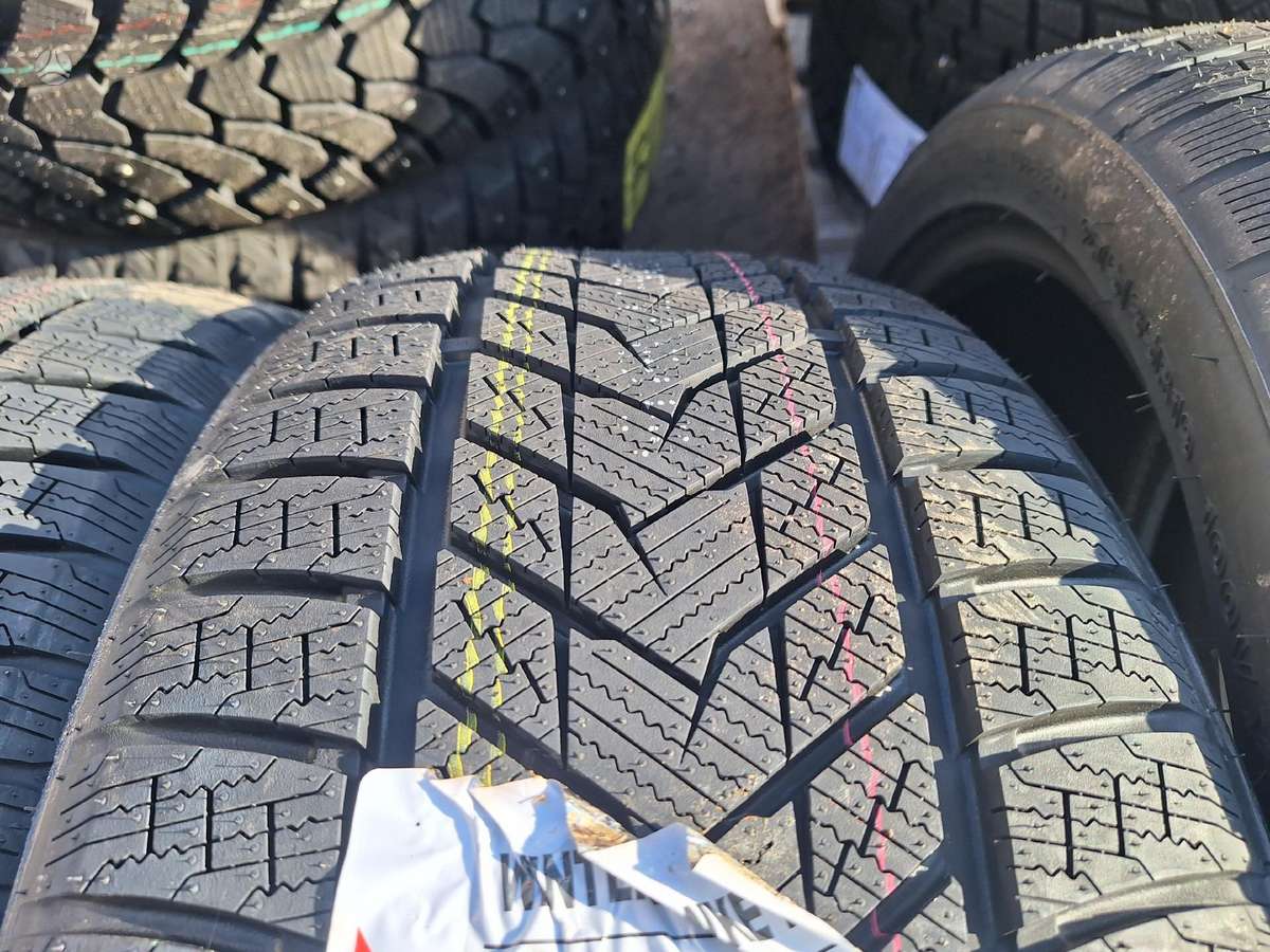 Zmax, winter 275/35 R19