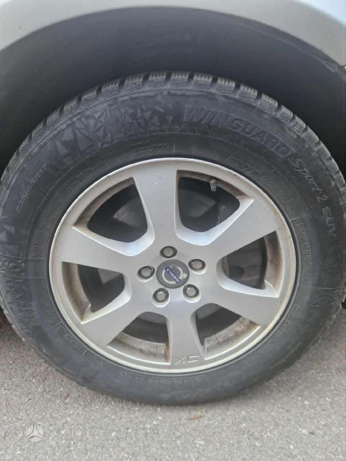 Volvo XC60, 3.2 l., off-road / crossover