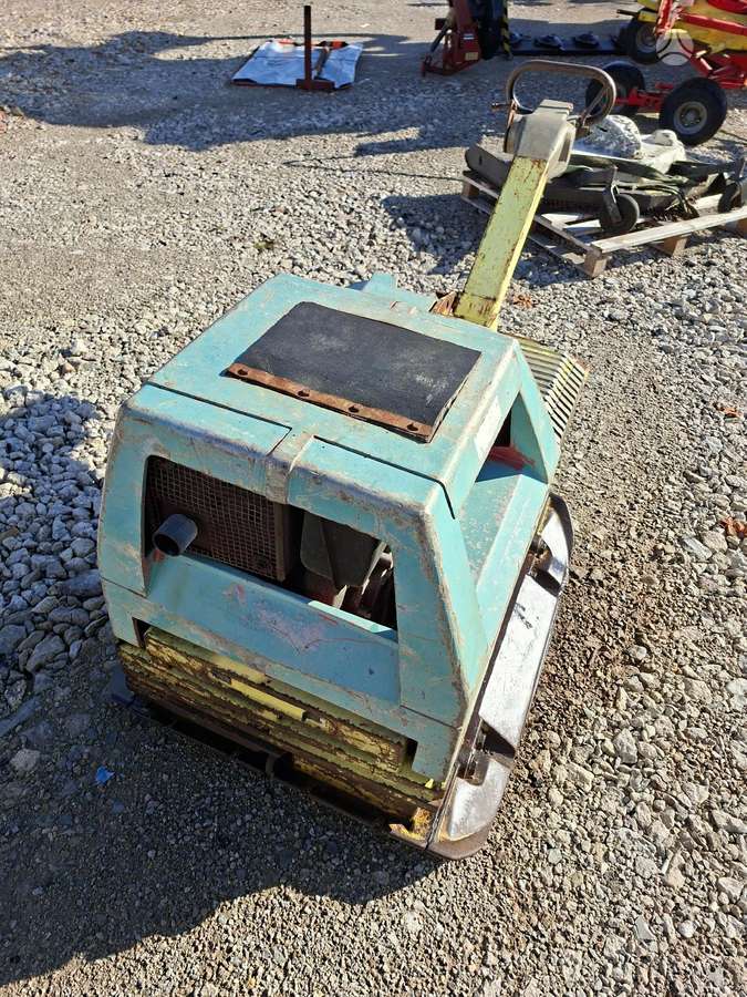 -Kita- Ammann 700, vibrator / compactor