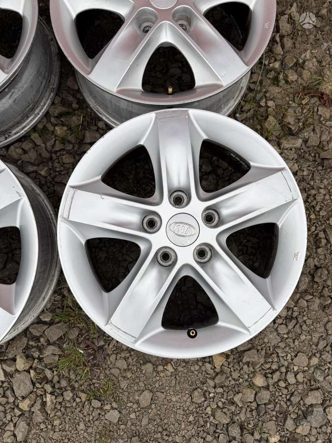 KIA, lengvojo lydinio, R16