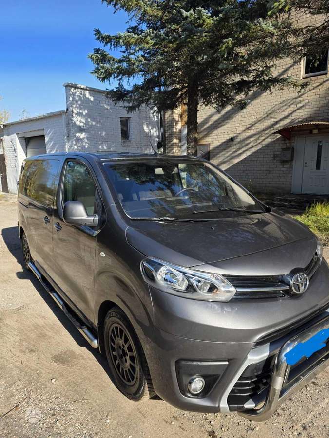Toyota Proace Verso - 2