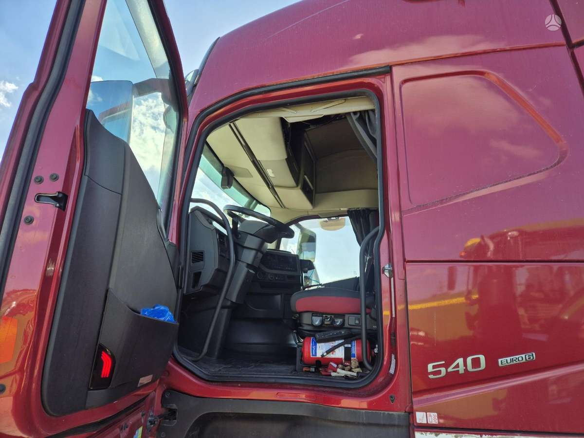 Volvo FH540, timber trucks
