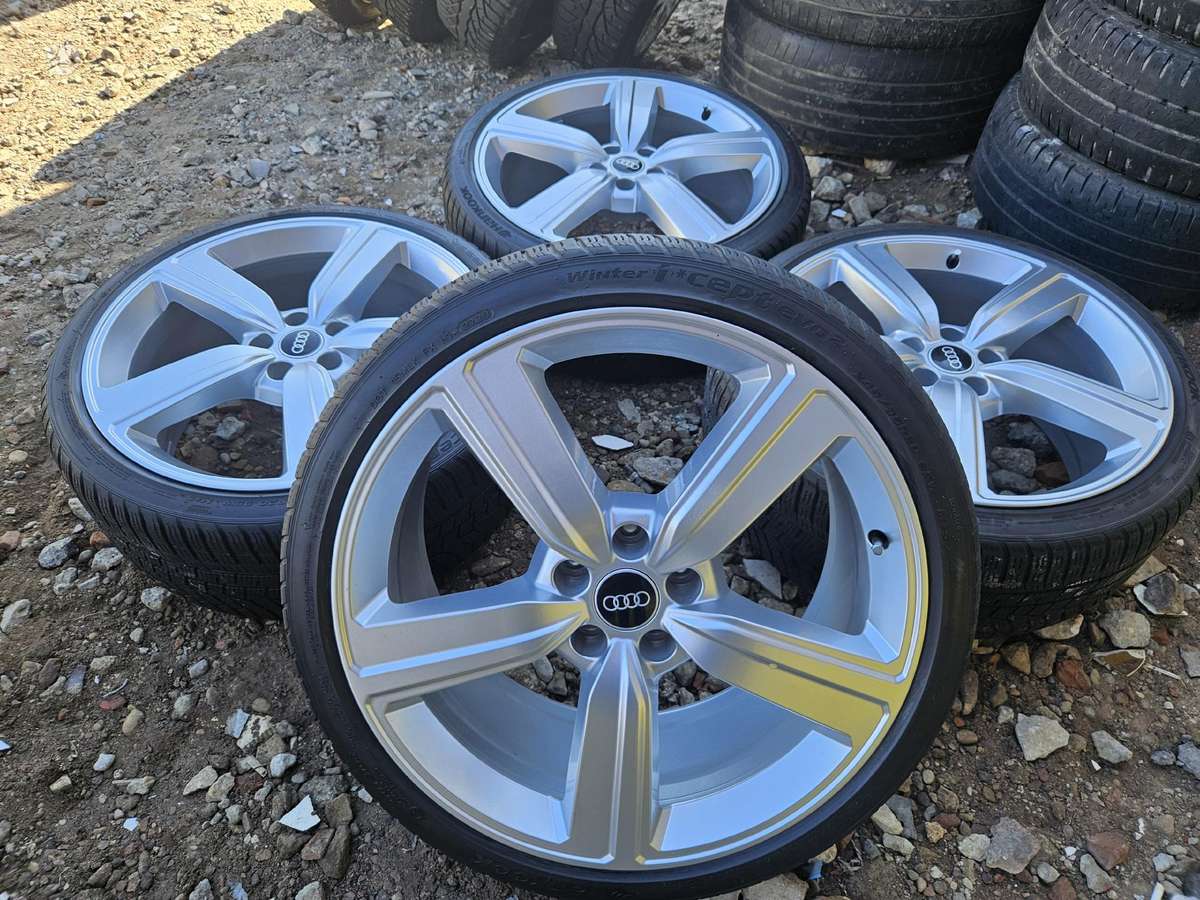 Audi A5, lengvojo lydinio, R20