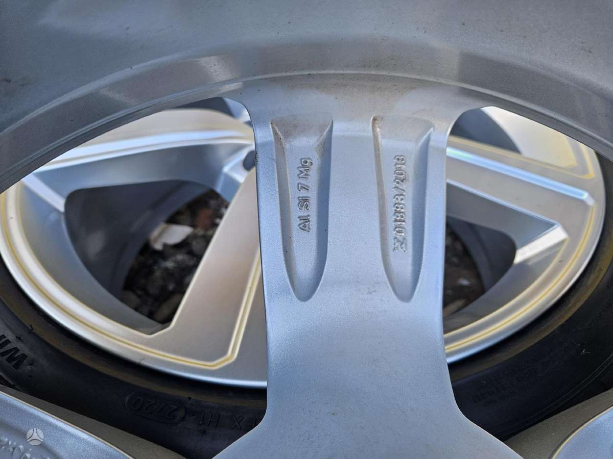 Audi A5, lengvojo lydinio, R20