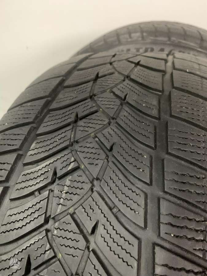 Goodyear, зимние 255/50 R20