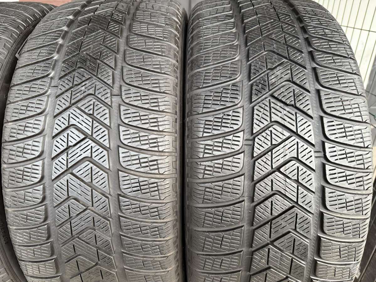 Pirelli ScorpionWinter/2022m, winter 255/40 R21