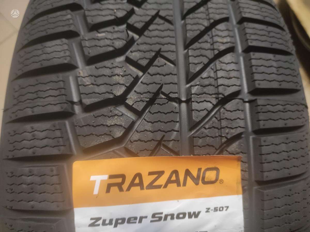 Sunny, winter 235/55 R18