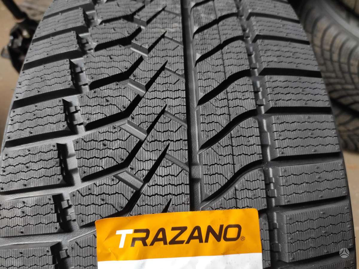 -Kita-, žieminės 235/60 R18