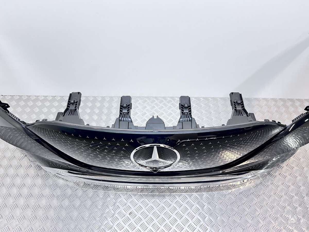Mercedes-Benz EQE kėbulo dalys