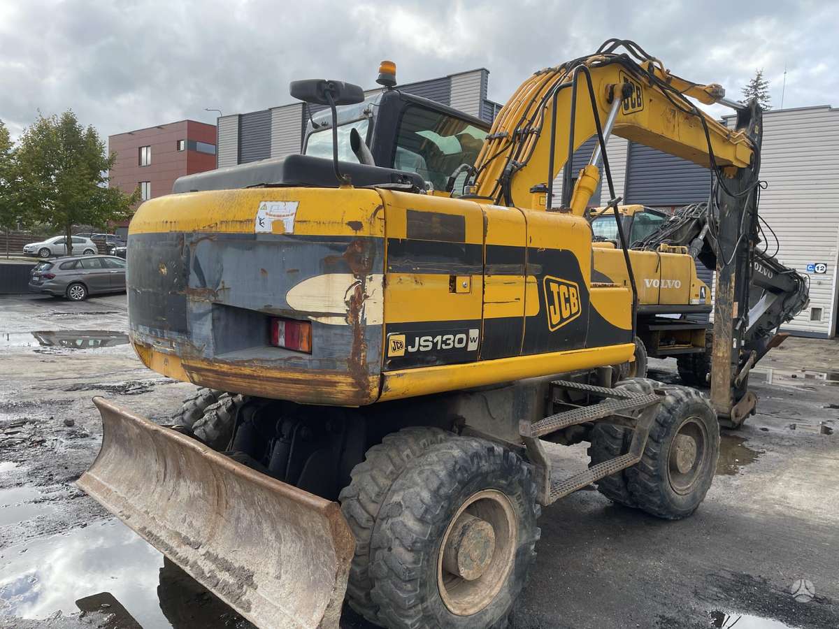 JCB JS130W dalimis, excavator