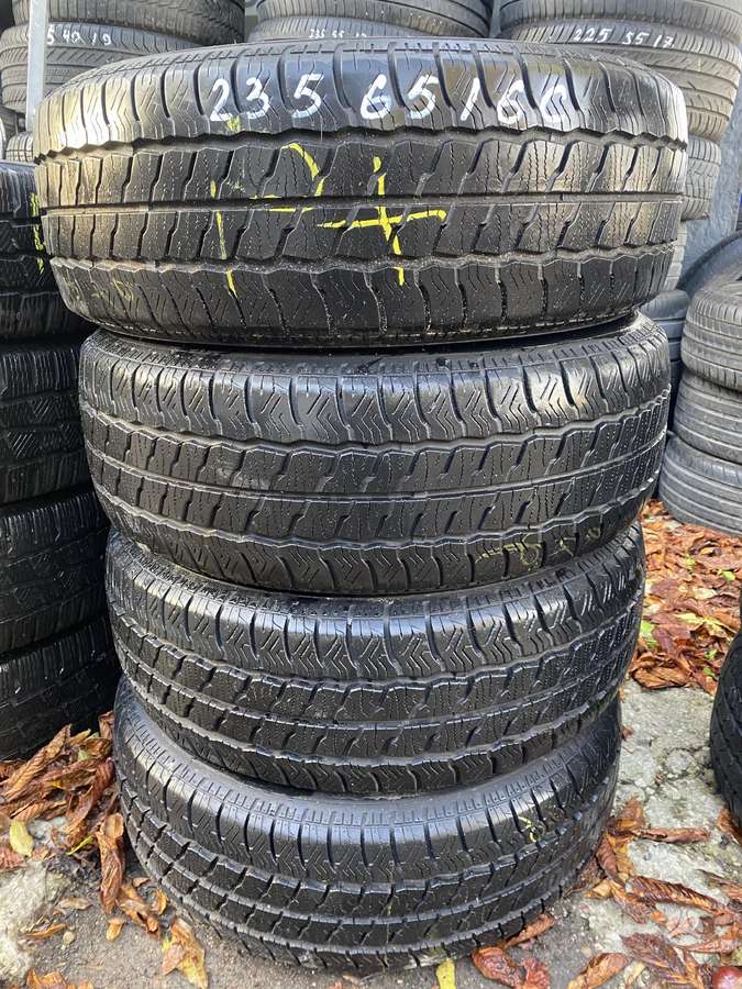 Maxxis VansmartAS AL2, winter 235/65 R16