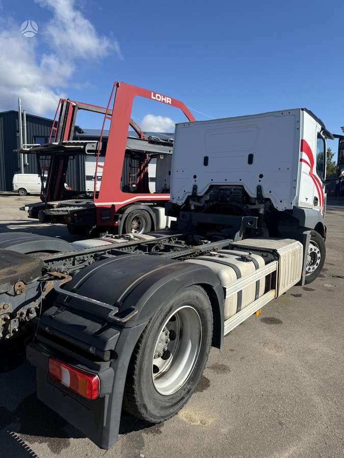 Mercedes-Benz Actros 1840, single sleeper