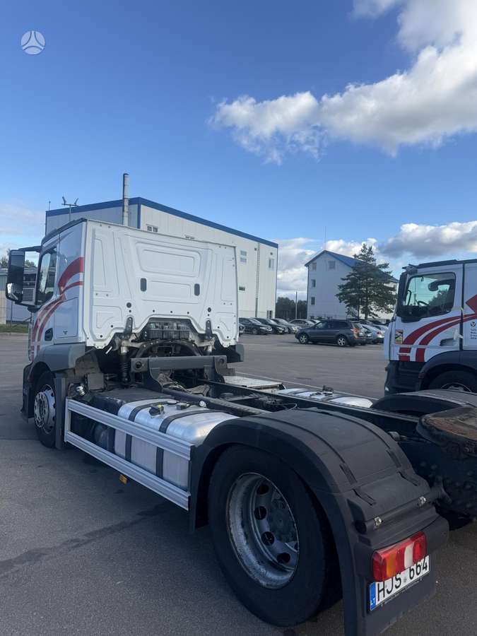 Mercedes-Benz Actros 1840, single sleeper