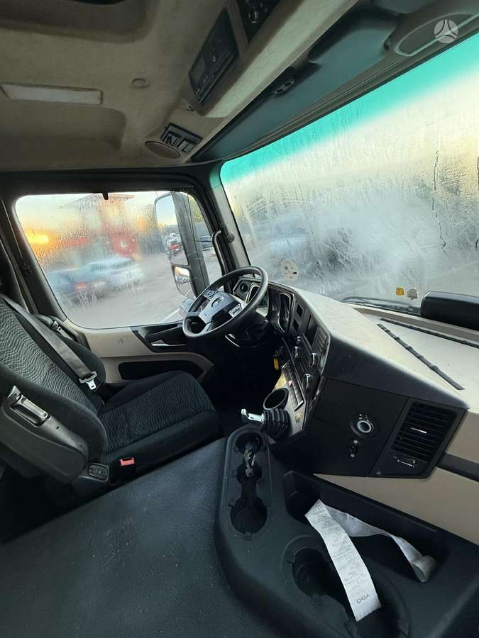 Mercedes-Benz Actros 1840, single sleeper