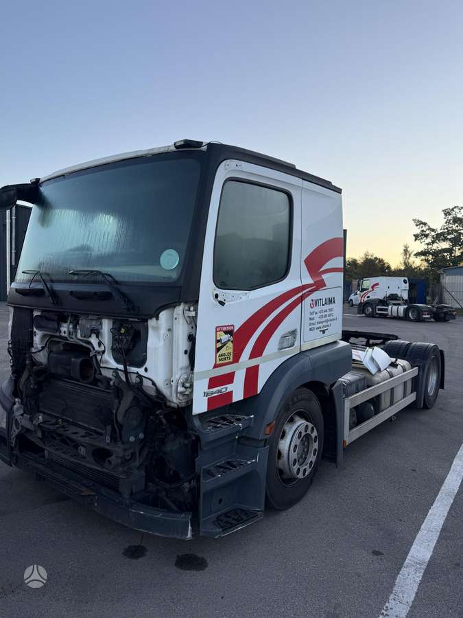 Mercedes-Benz Actros 1840, single sleeper