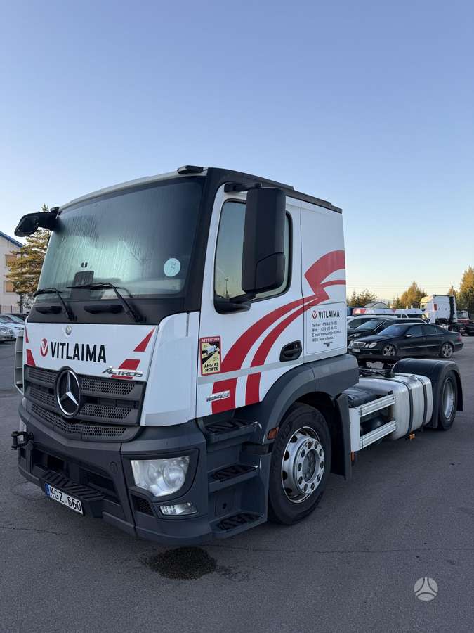 Mercedes-Benz Actros 1843, single sleeper