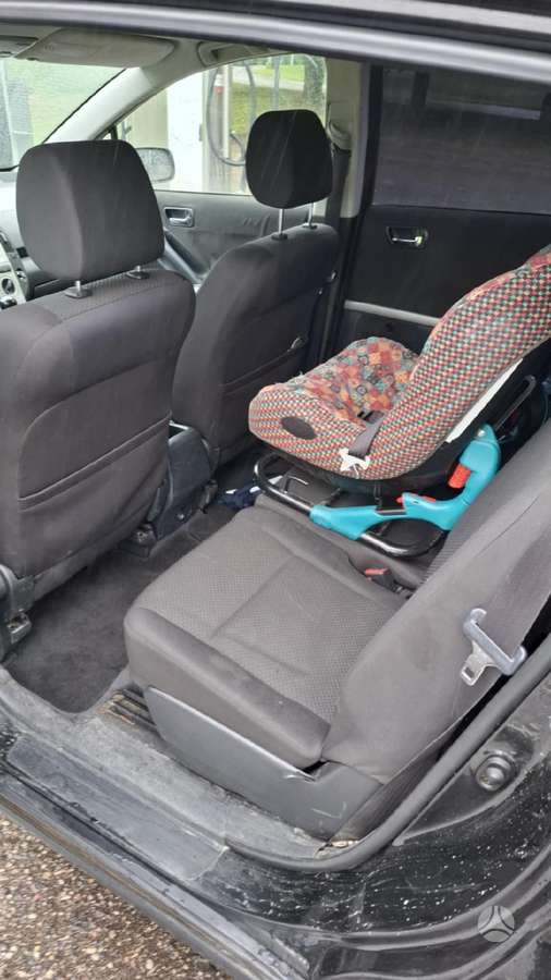 Toyota Corolla Verso - 6