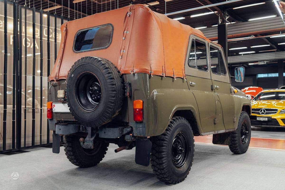 UAZ 3151, 2.5 l., Пикап