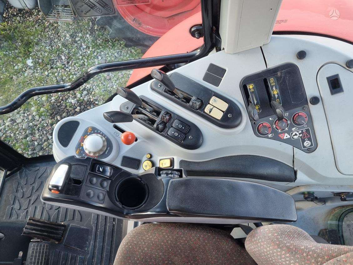Massey Ferguson 6465 Dyna 6, traktoriai